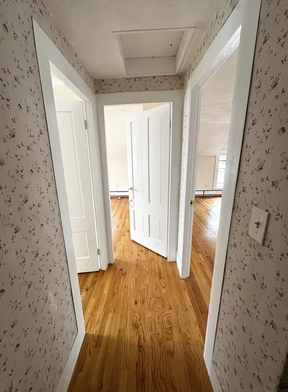 3 bed, 1 bath apartment for rent at 18 Boston St Unit Right Side, Middleton — photo 5 of 7