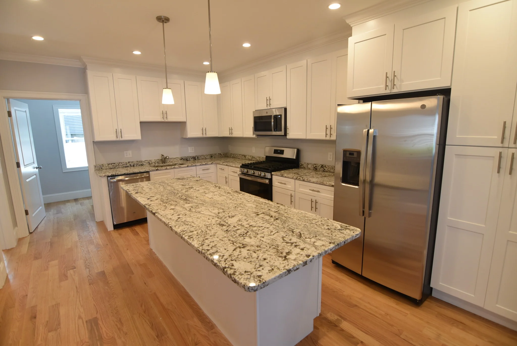 5 bed, 3 bath apartment for rent at 18 Bothwell Unit 1, Brighton — photo 1 of 15