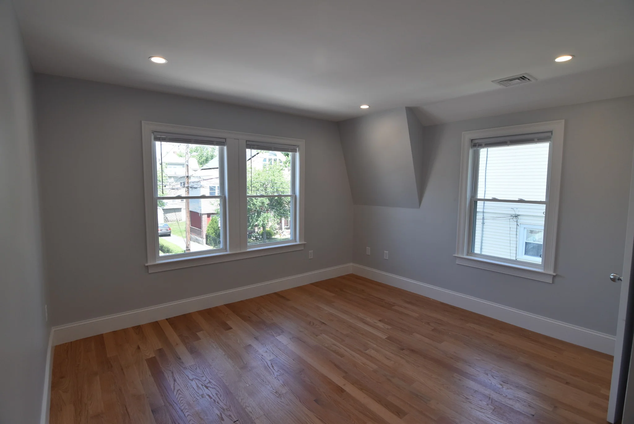 5 bed, 3 bath apartment for rent at 18 Bothwell Unit 1, Brighton — photo 8 of 15