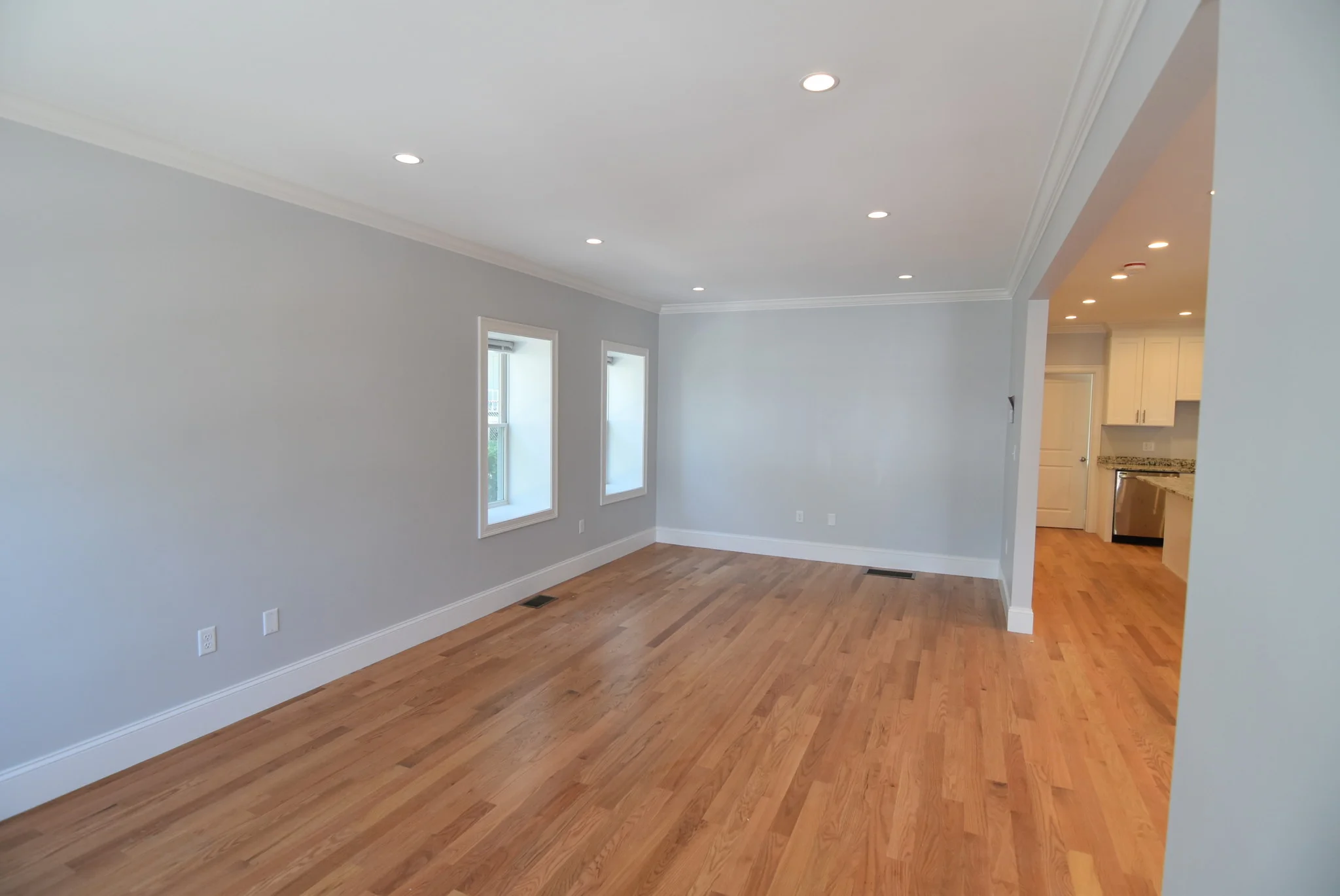 5 bed, 3 bath apartment for rent at 18 Bothwell Unit 1, Brighton — photo 10 of 15