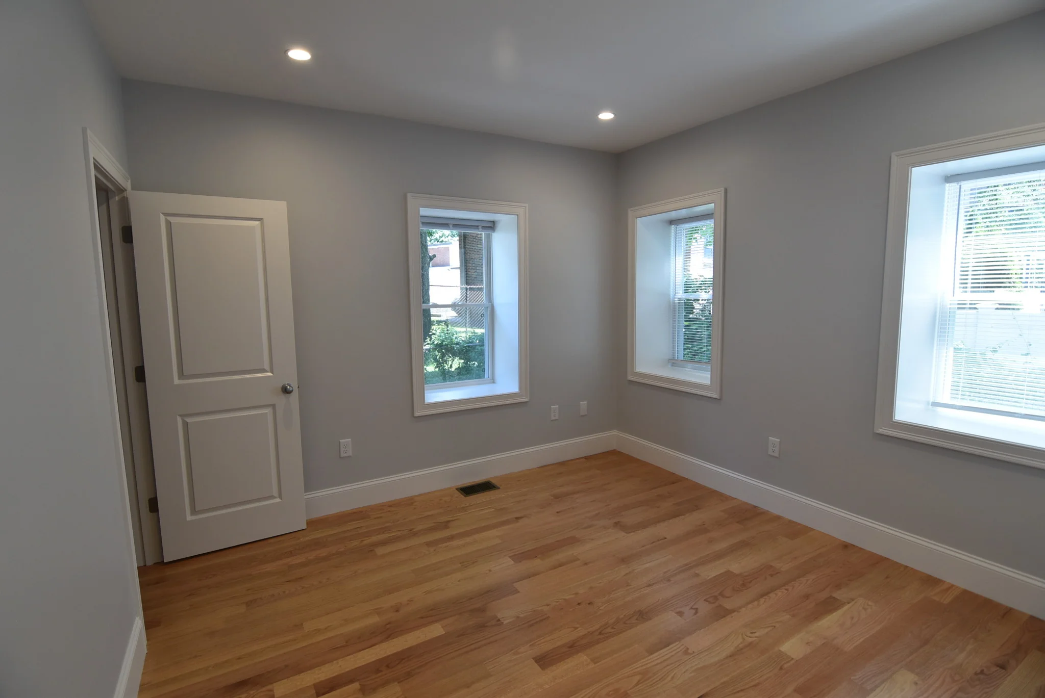 5 bed, 3 bath apartment for rent at 18 Bothwell Unit 1, Brighton — photo 15 of 15