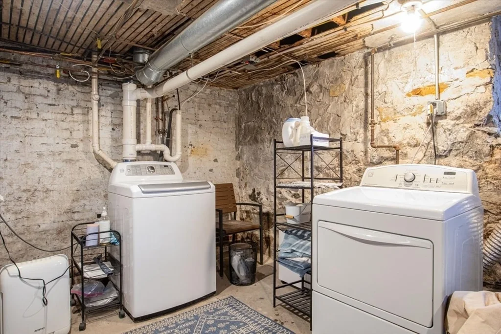 3 bed, 1 bath apartment for rent at 18 Bradfield Ave Unit 2, Roslindale — photo 35 of 41