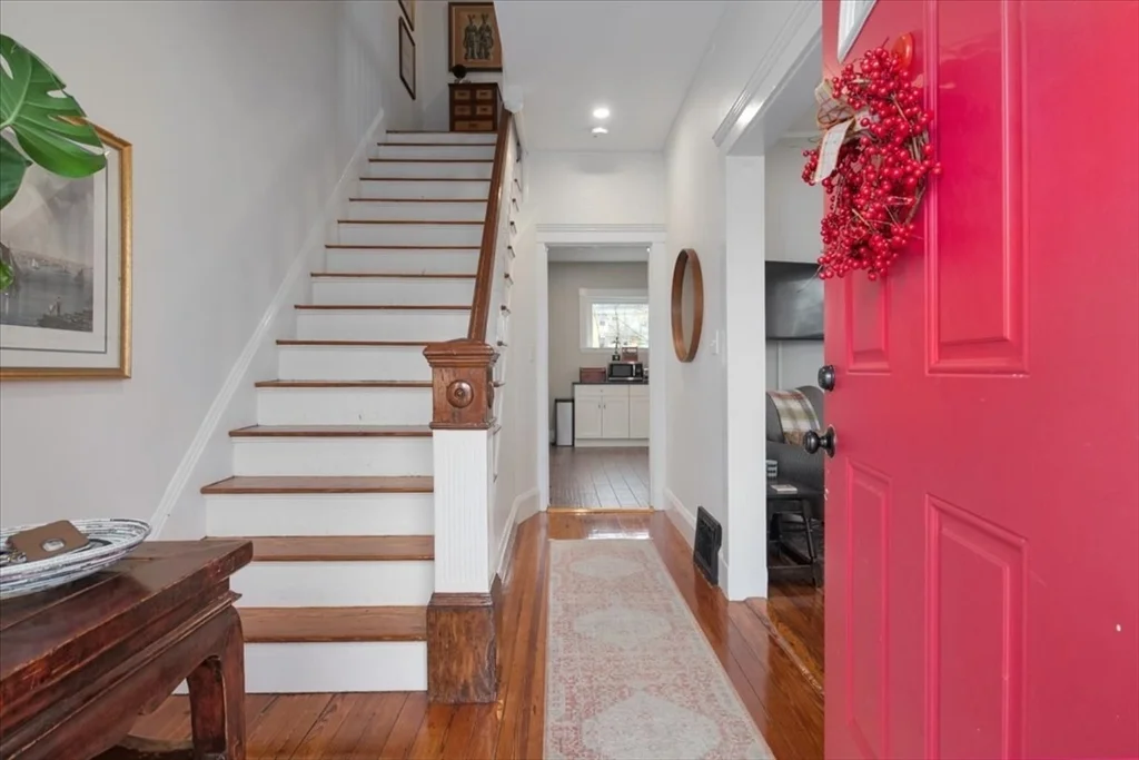 3 bed, 1 bath apartment for rent at 18 Bradfield Ave Unit 2, Roslindale — photo 3 of 41