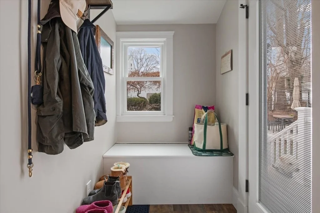 3 bed, 1 bath apartment for rent at 18 Bradfield Ave Unit 2, Roslindale — photo 19 of 41