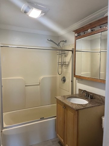 3 bed, 1 bath apartment for rent at 18 Bradford St Unit 0, Westford — photo 8 of 15