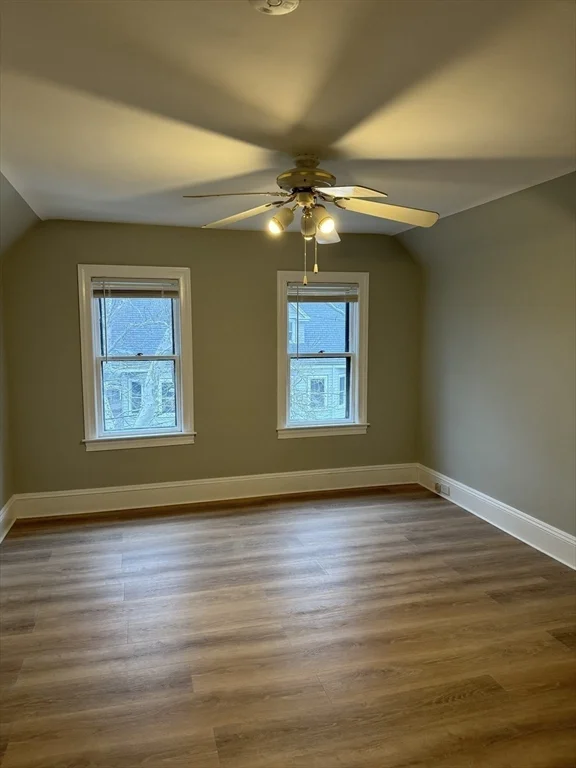 5 bed, 2 bath apartment for rent at 18 Bromfield Rd Unit 2, Tufts — photo 13 of 24