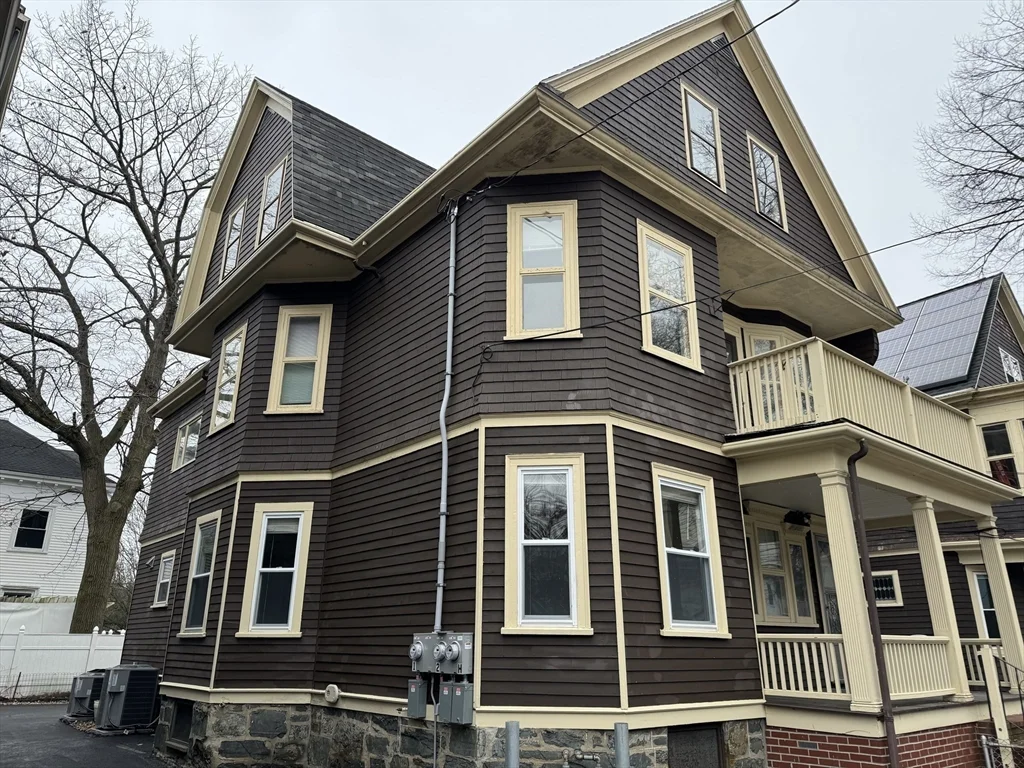 5 bed, 2 bath apartment for rent at 18 Bromfield Rd Unit 2, Tufts — photo 24 of 24