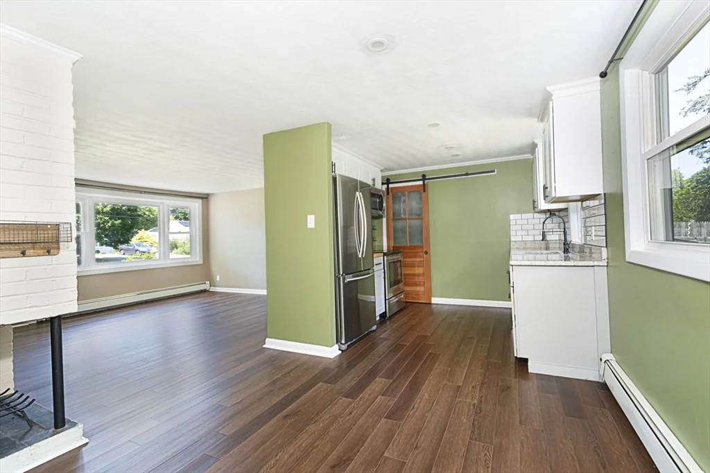 3 bed, 1 bath apartment for rent at 18 Brookfield Ter Unit 0, Framingham — photo 12 of 21
