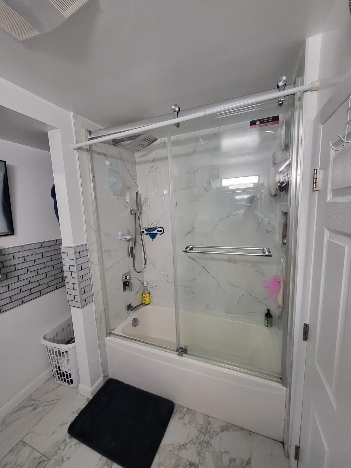 3 bed, 1 bath apartment for rent at 18 Bullard St Unit 1, New Bedford — photo 10 of 12