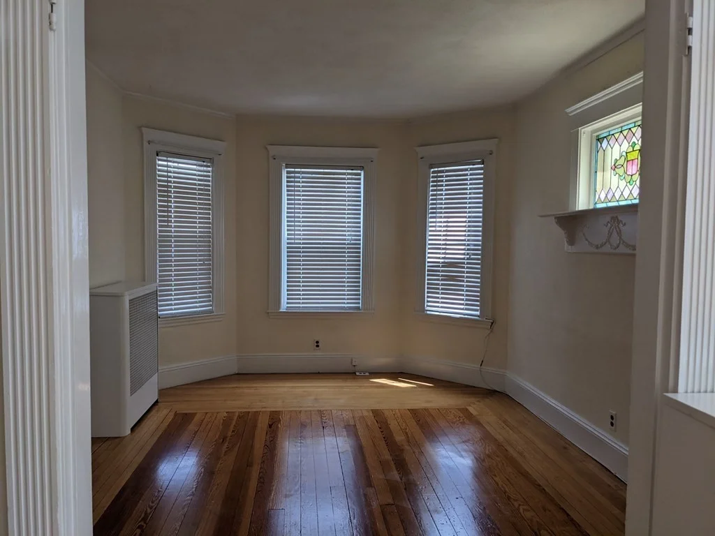 2 bed, 1 bath apartment for rent at 18 Burton St Unit 1, Brighton — photo 4 of 8