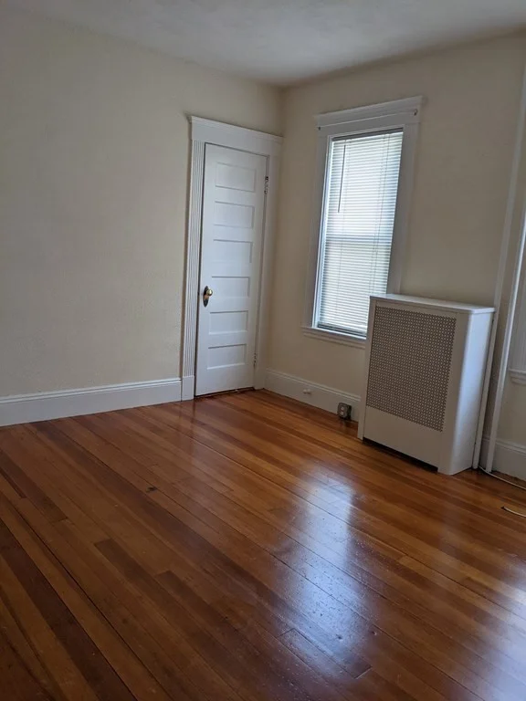 2 bed, 1 bath apartment for rent at 18 Burton St Unit 1, Brighton — photo 5 of 8