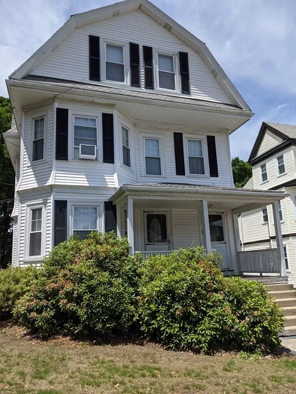 2 bed, 1 bath apartment for rent at 18 Burton St Unit 1, Brighton — photo 1 of 8