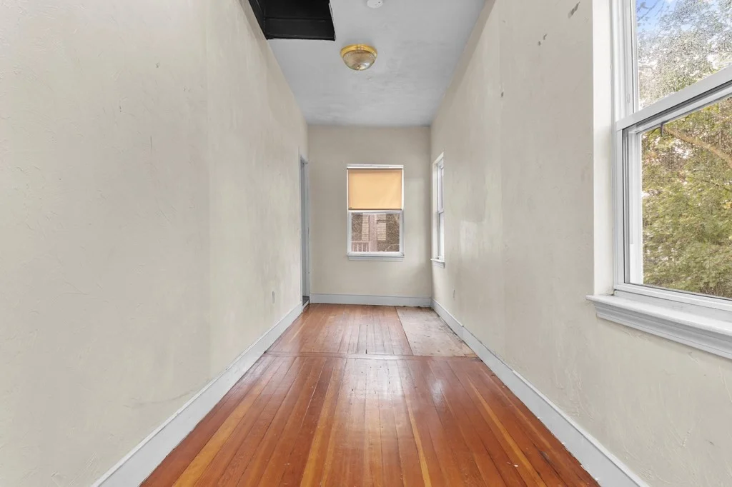 3 bed, 1 bath apartment for rent at 18 Cameron St Unit 3, Dorchester — photo 25 of 27
