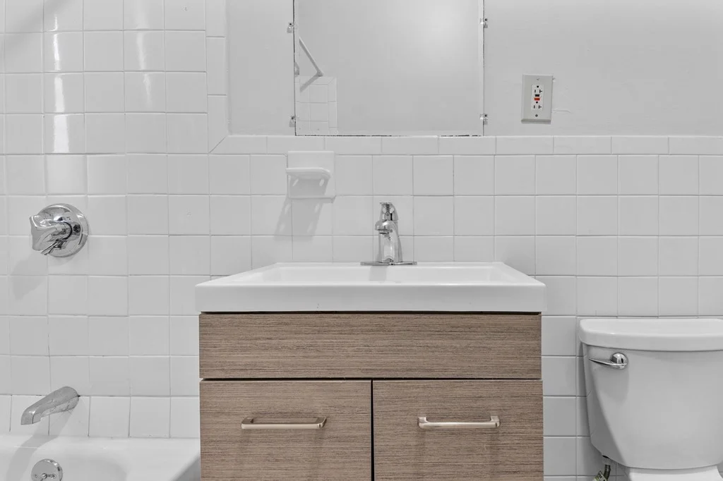 3 bed, 1 bath apartment for rent at 18 Cameron St Unit 3, Dorchester — photo 13 of 27