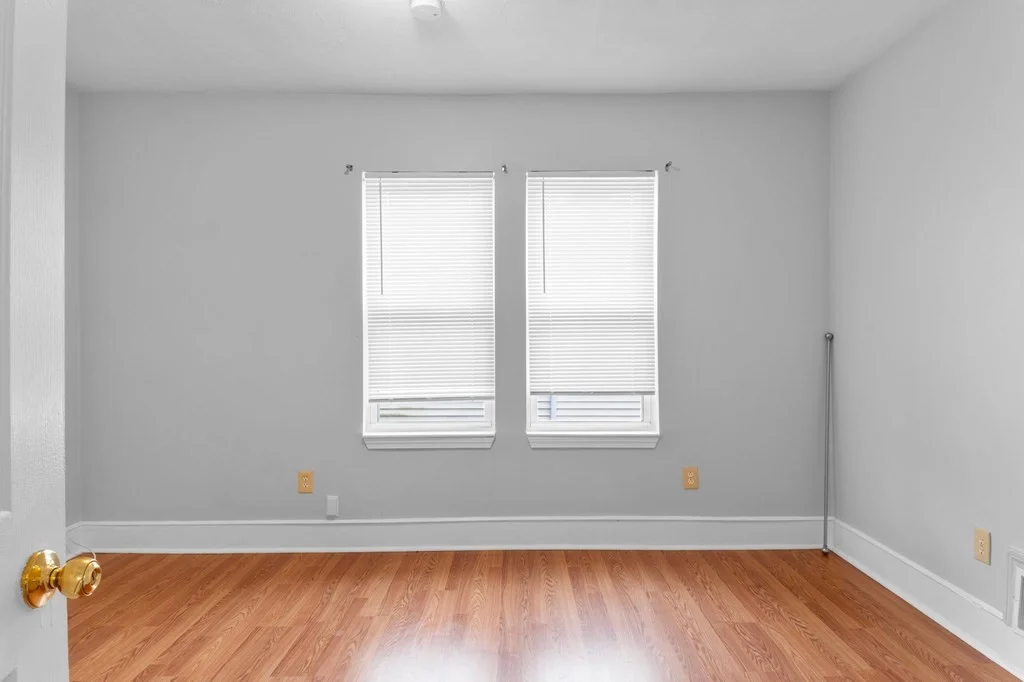 3 bed, 1 bath apartment for rent at 18 Cameron St Unit 3, Dorchester — photo 19 of 27
