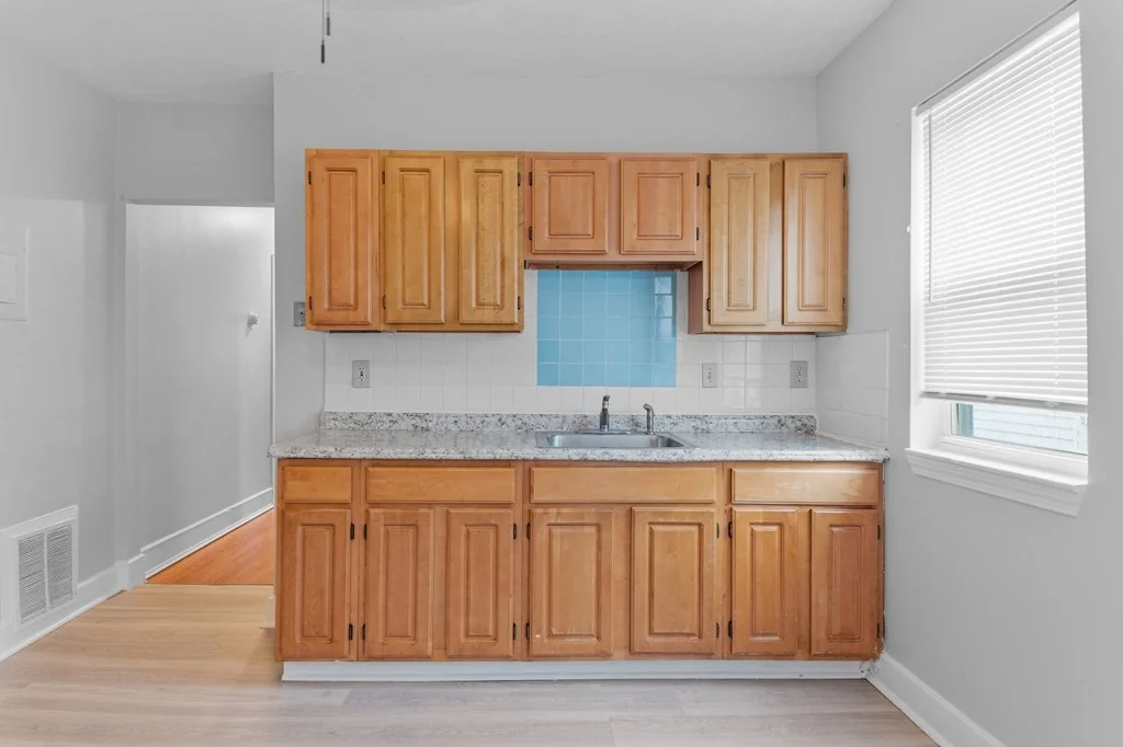 3 bed, 1 bath apartment for rent at 18 Cameron St Unit 3, Dorchester — photo 16 of 27
