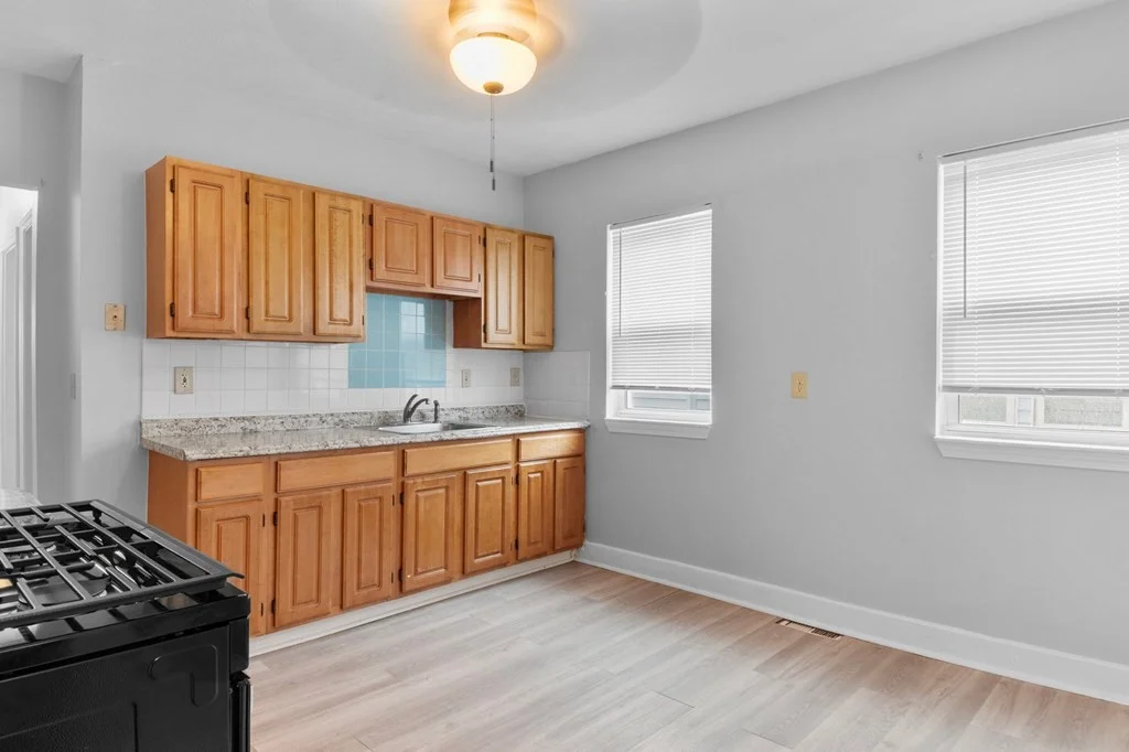 3 bed, 1 bath apartment for rent at 18 Cameron St Unit 3, Dorchester — photo 18 of 27