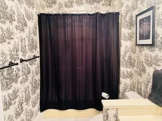 2 bed, 1 bath apartment for rent at 18 Cedar St Unit 3, Charlestown — photo 8 of 10