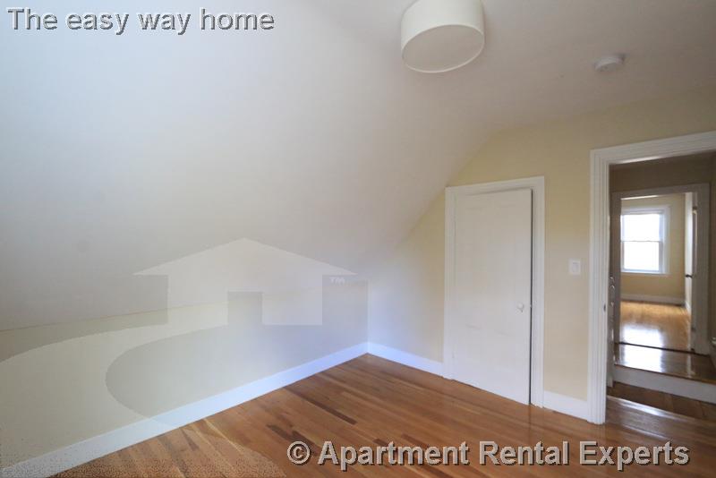 3 bed, 2 bath apartment for rent at 18 Chandler St Unit 2, Davis Square — photo 12 of 19