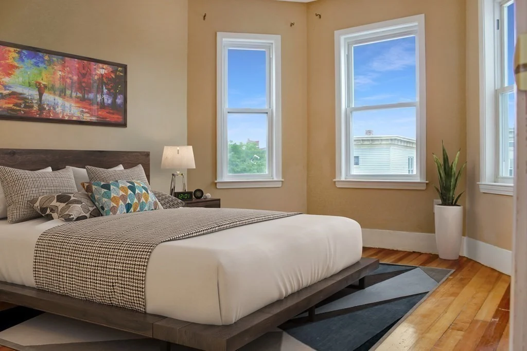 3 bed, 2 bath apartment for rent at 18 Chase St Unit 1, Dorchester — photo 2 of 10