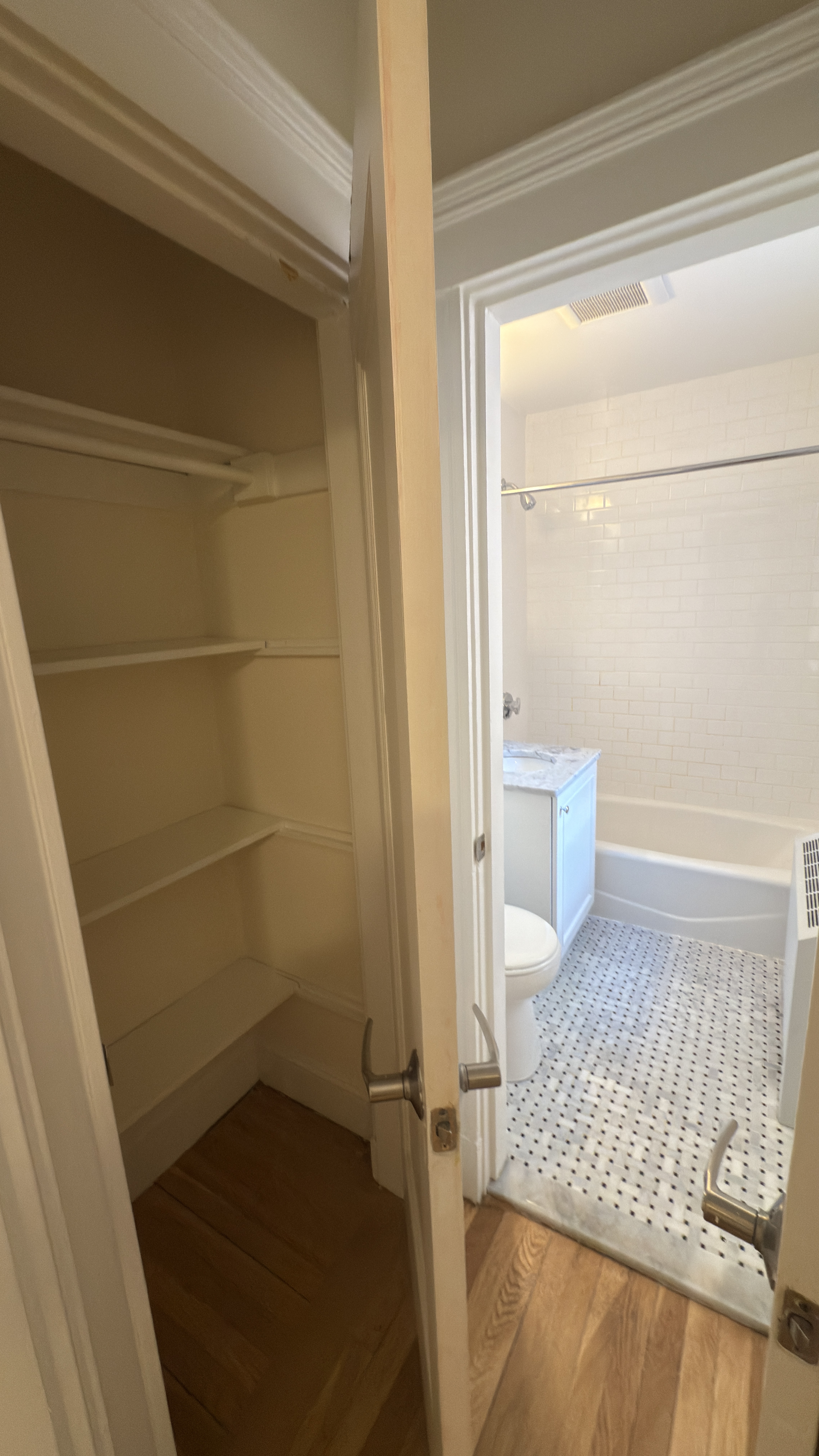 Studio bed, 1 bath apartment for rent at 18 Chauncy St Unit 07, Neighborhood Nine — photo 12 of 14