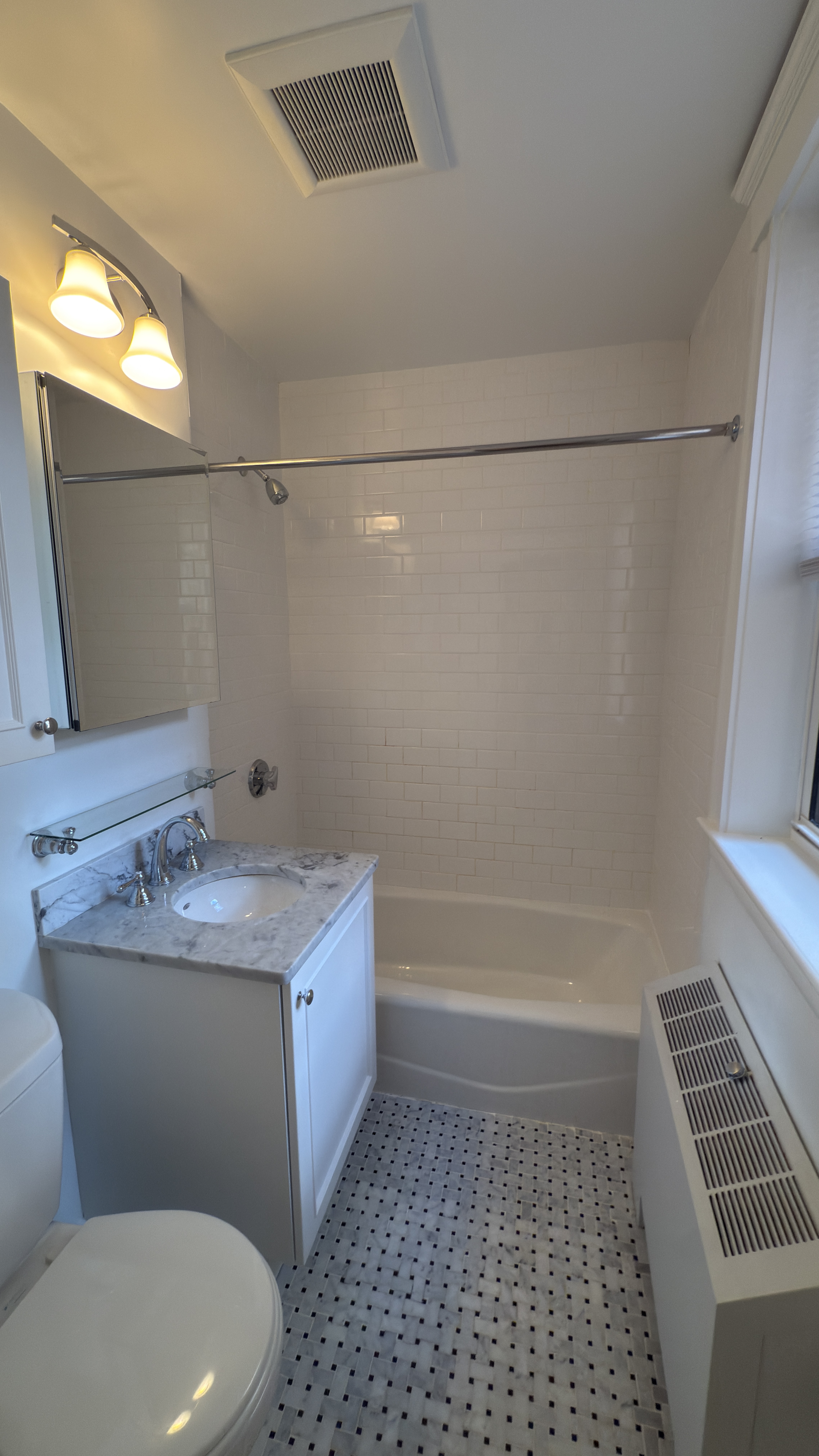 Studio bed, 1 bath apartment for rent at 18 Chauncy St Unit 07, Neighborhood Nine — photo 13 of 14