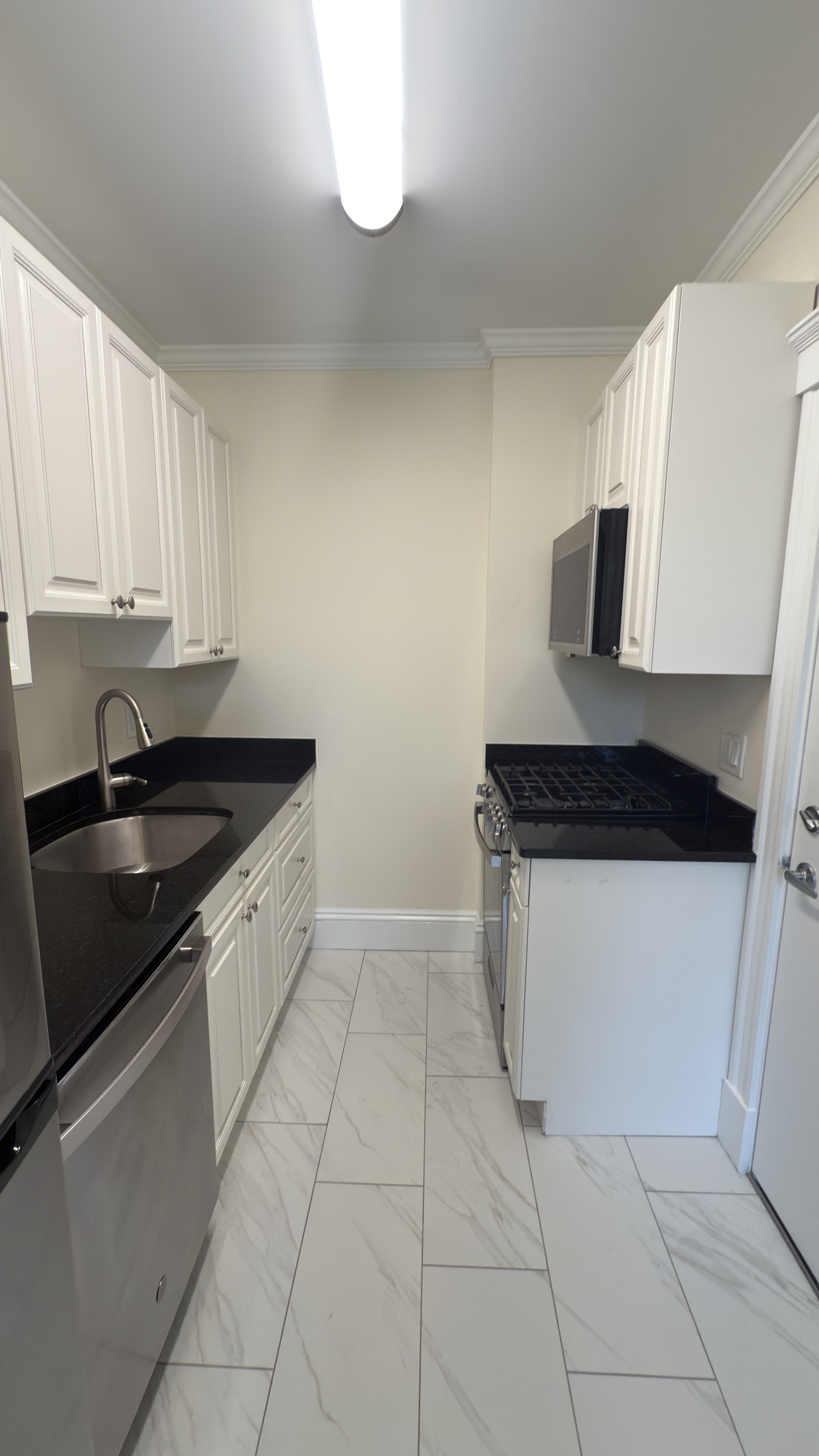 1 bed, 1 bath apartment for rent at 18 Chauncy St Unit 18-16, Neighborhood Nine — photo 3 of 15