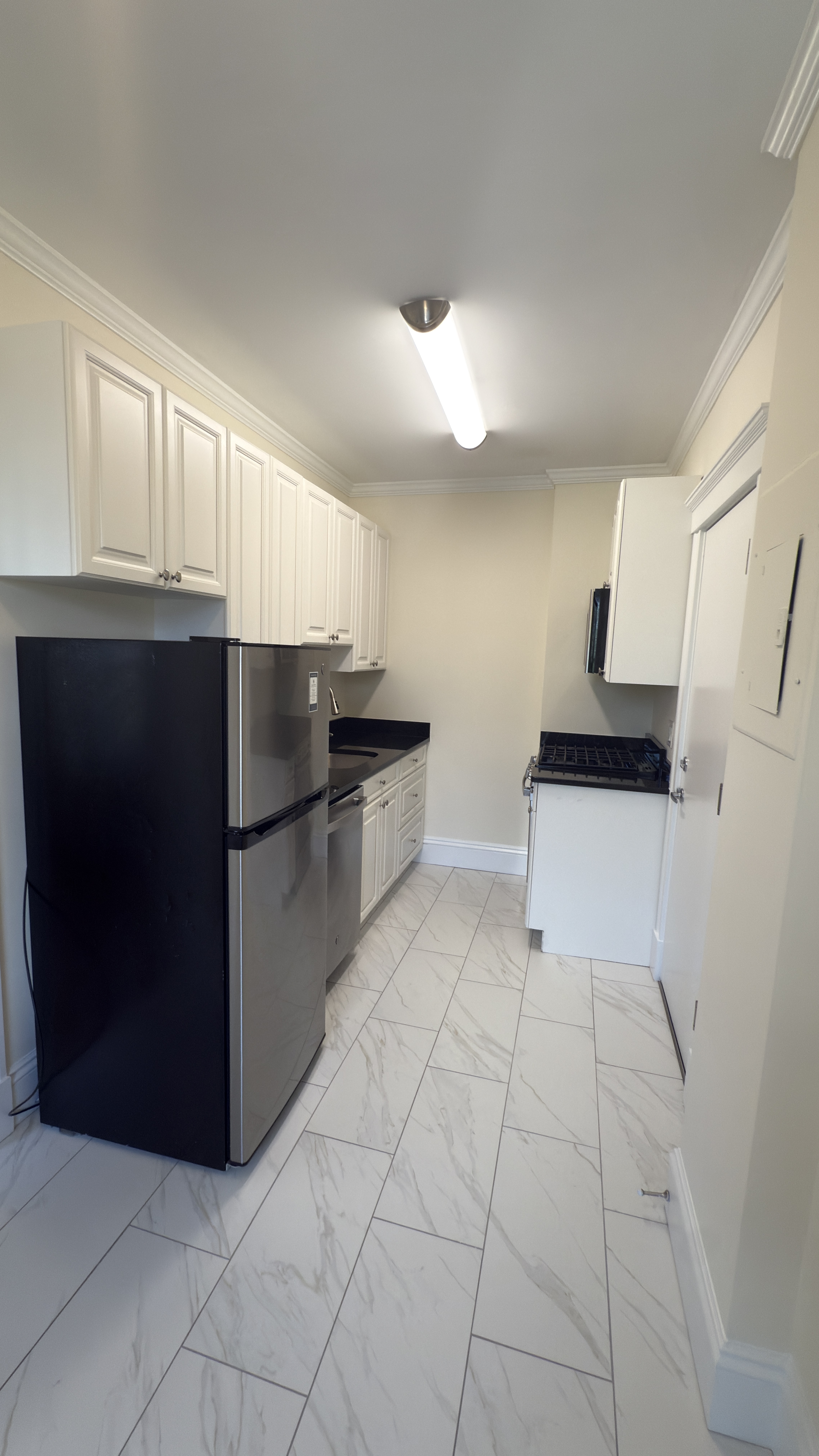 1 bed, 1 bath apartment for rent at 18 Chauncy St Unit 18-16, Neighborhood Nine — photo 2 of 15