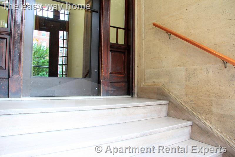 1 bed, 1 bath apartment for rent at 18 Chauncy St Unit B, Harvard Square — photo 2 of 18