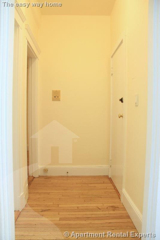 1 bed, 1 bath apartment for rent at 18 Chauncy St Unit B, Harvard Square — photo 17 of 18