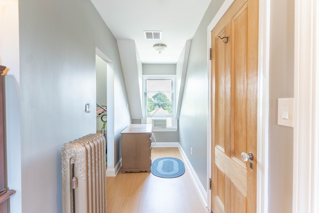 1 bed, 1 bath apartment for rent at 18 Chestnut St Unit 4, Wakefield — photo 11 of 15