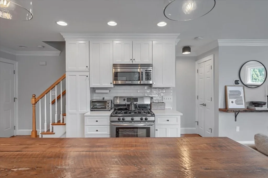 2 bed, 1 bath apartment for rent at 18 Claymont Ter Unit 18, Dorchester — photo 15 of 37