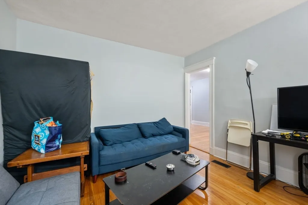 4 bed, 2.5 bath apartment for rent at 18 Claymoss Rd Unit 1, Brighton — photo 7 of 24