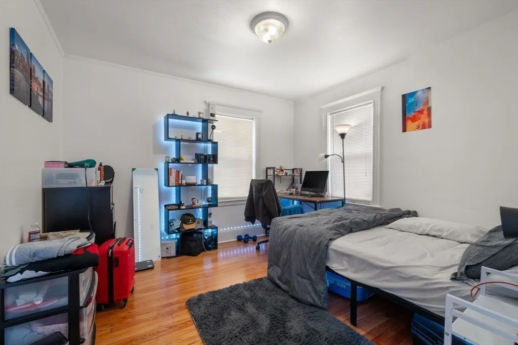 4 bed, 2.5 bath apartment for rent at 18 Claymoss Rd Unit 1, Brighton — photo 13 of 24
