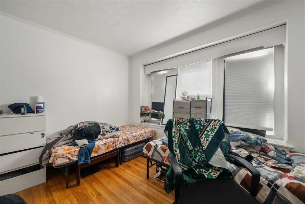 4 bed, 2.5 bath apartment for rent at 18 Claymoss Rd Unit 1, Brighton — photo 10 of 24