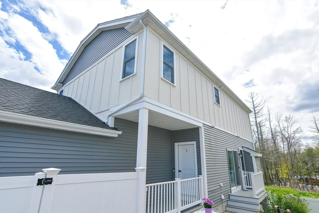 4 bed, 3 bath apartment for rent at 18 Cleary Cir Unit 18, Norfolk — photo 3 of 28