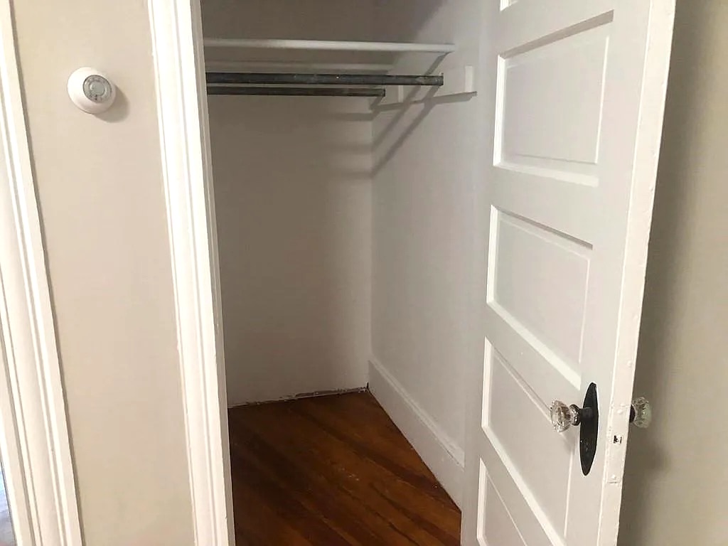 3 bed, 1 bath apartment for rent at 18 Cliff St Unit 2, Salem — photo 20 of 22