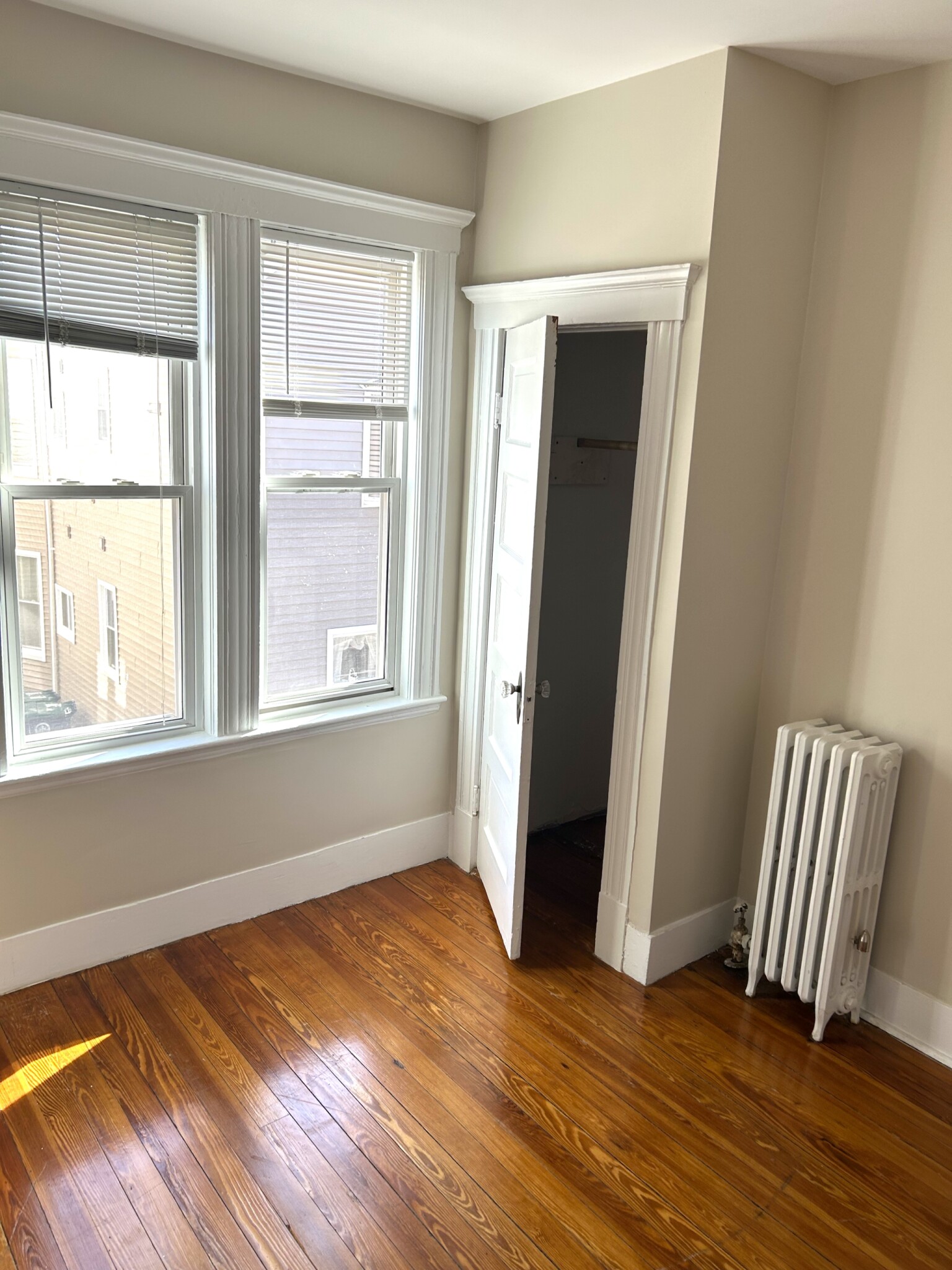 3 bed, 1 bath apartment for rent at 18 Cliff St Unit 2, Salem — photo 9 of 22