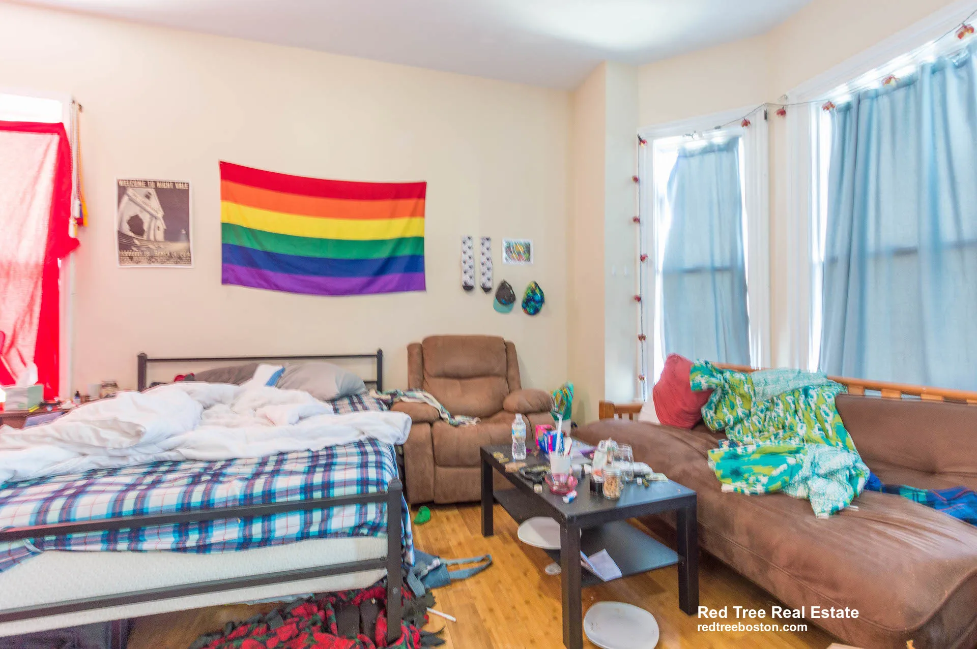 5 bed, 1.5 bath apartment for rent at 18 Cobden St Unit 1, Roxbury — photo 4 of 41