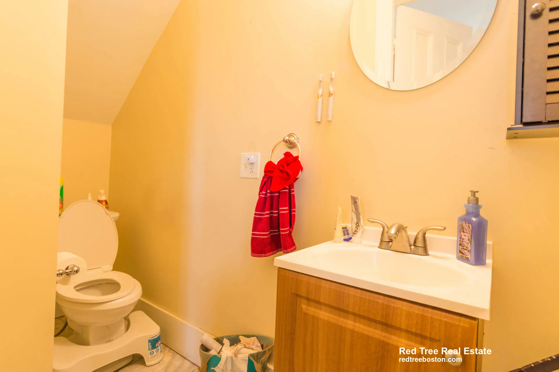 5 bed, 1.5 bath apartment for rent at 18 Cobden St Unit 1, Roxbury — photo 8 of 41
