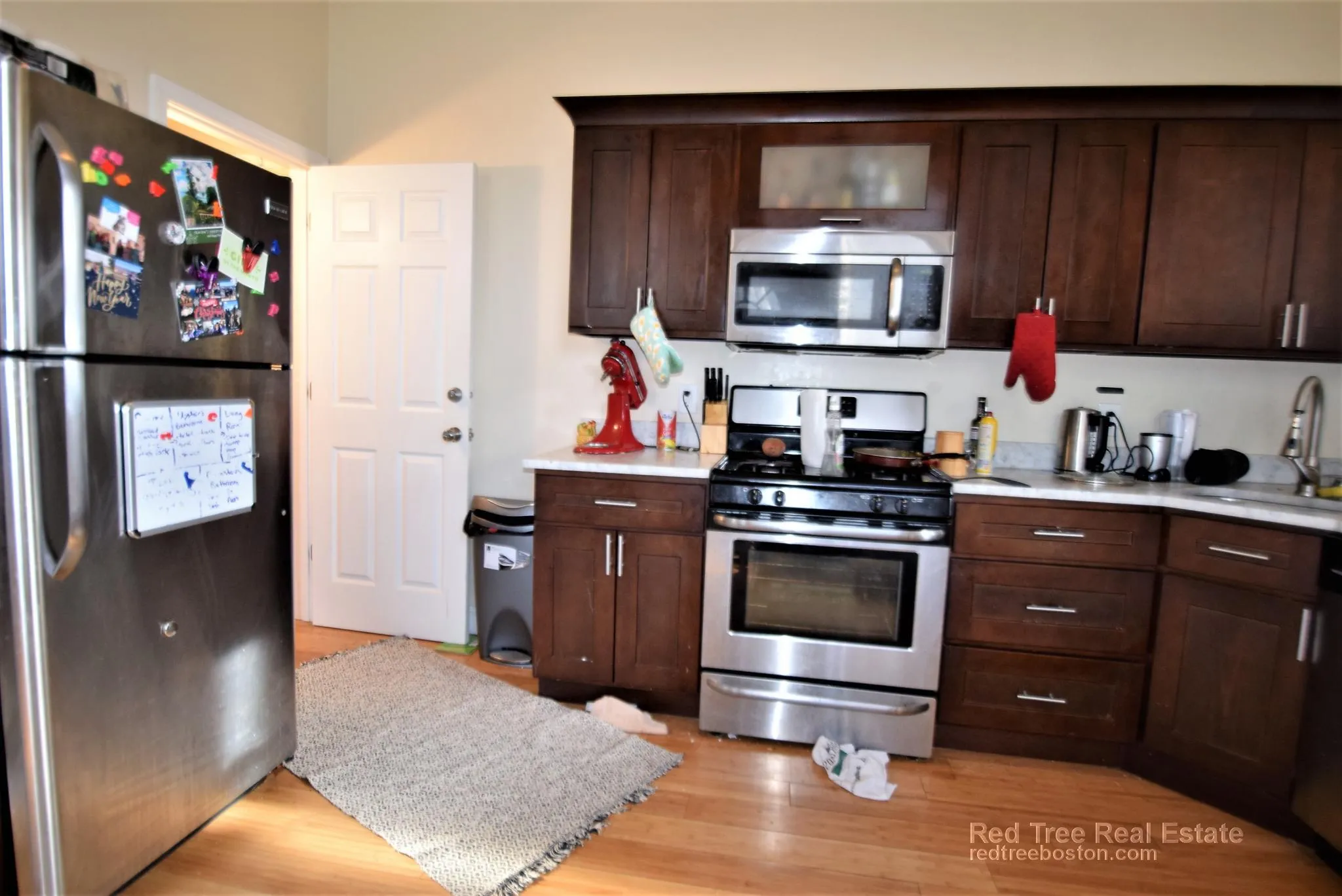 5 bed, 1.5 bath apartment for rent at 18 Cobden St Unit 1, Roxbury — photo 10 of 41