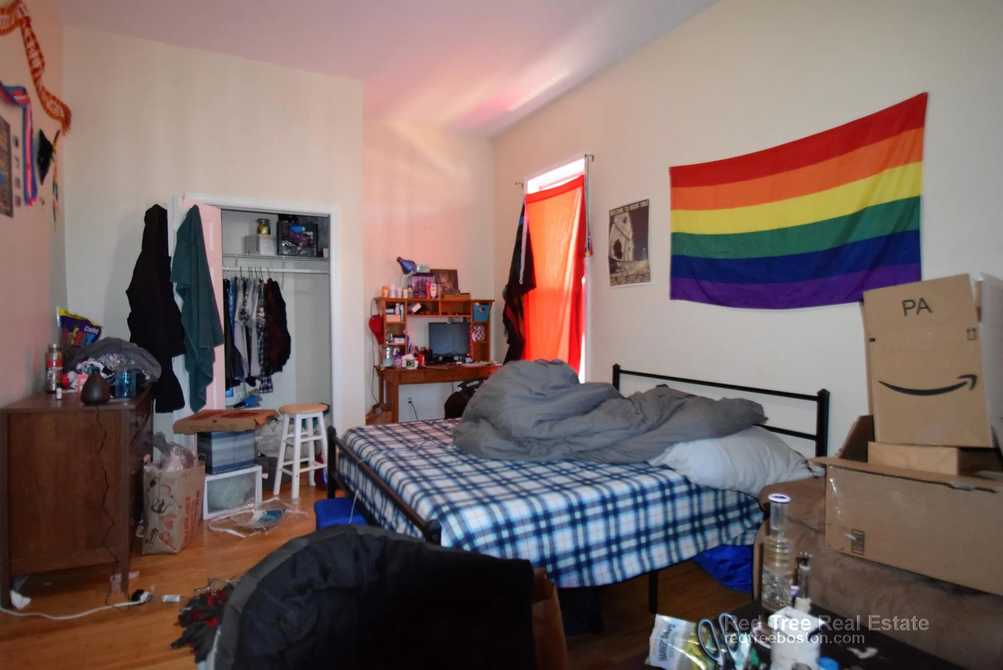5 bed, 1.5 bath apartment for rent at 18 Cobden St Unit 1, Roxbury — photo 24 of 41