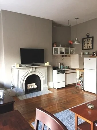 Studio bed, 1 bath apartment for rent at 18 Commonwealth Ave Unit 6, Back Bay — photo 5 of 8