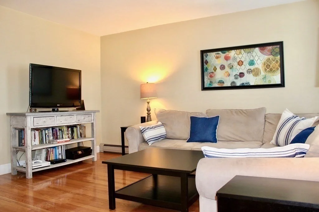 1 bed, 1 bath apartment for rent at 18 Cook St Unit 3, Charlestown — photo 3 of 12