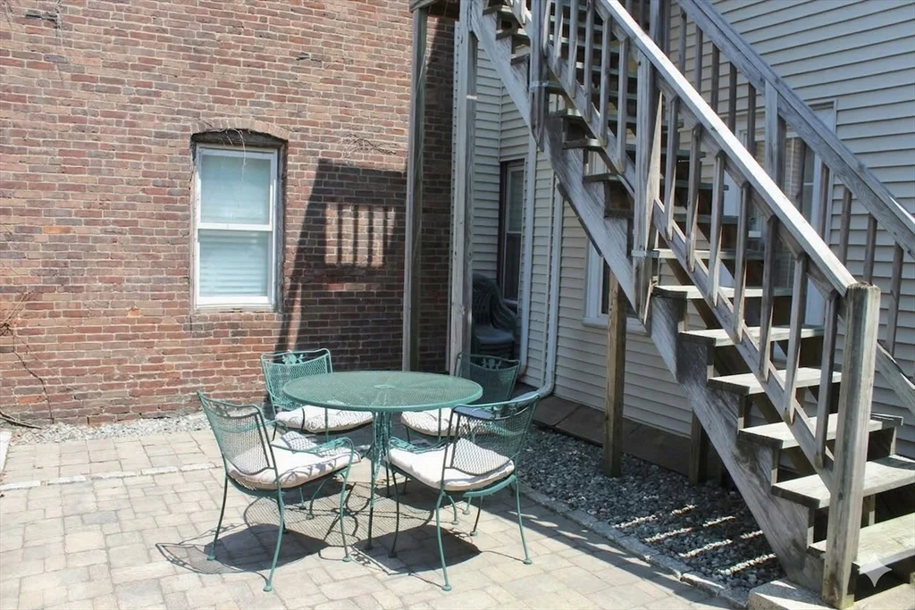 1 bed, 1 bath apartment for rent at 18 Cook St Unit 3, Charlestown — photo 8 of 12