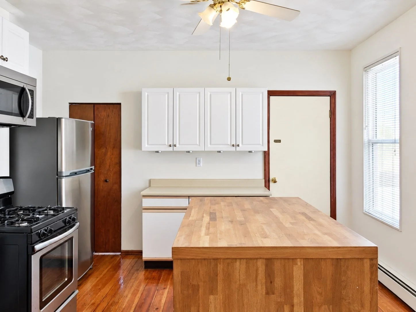 1 bed, 1 bath apartment for rent at 18 Cottage St Unit 2, East Boston — photo 3 of 10