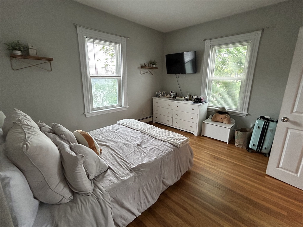 4 bed, 1 bath apartment for rent at 18 Crawford St Unit 2FL, Malden — photo 11 of 19