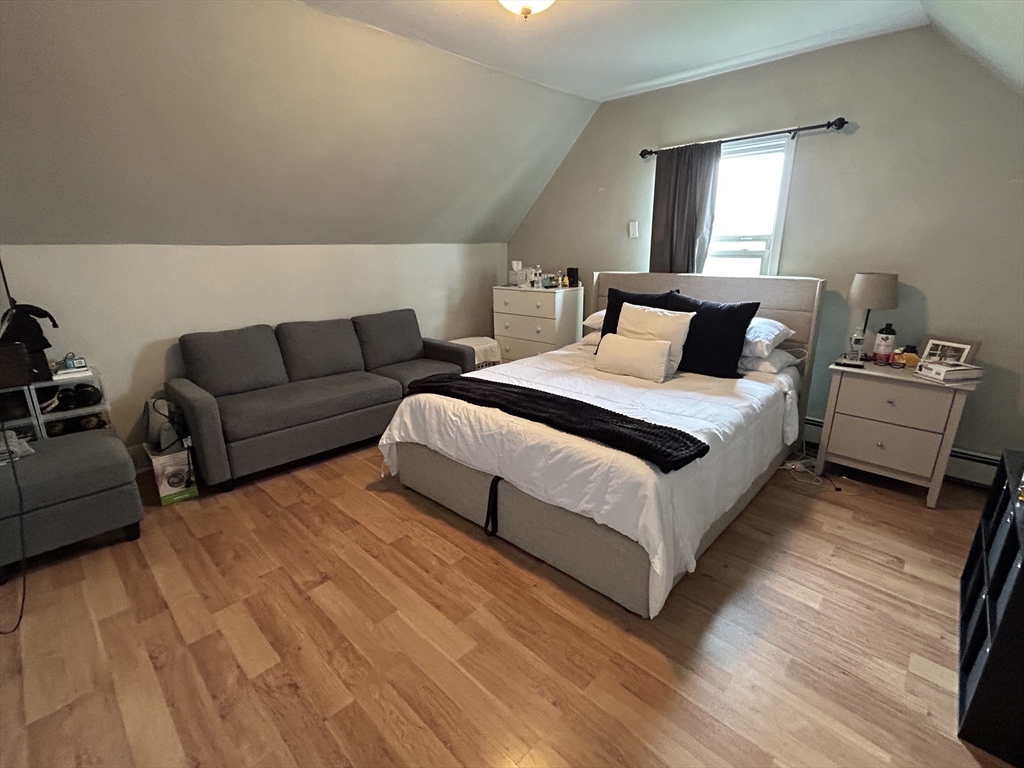 4 bed, 1 bath apartment for rent at 18 Crawford St Unit 2FL, Malden — photo 17 of 19