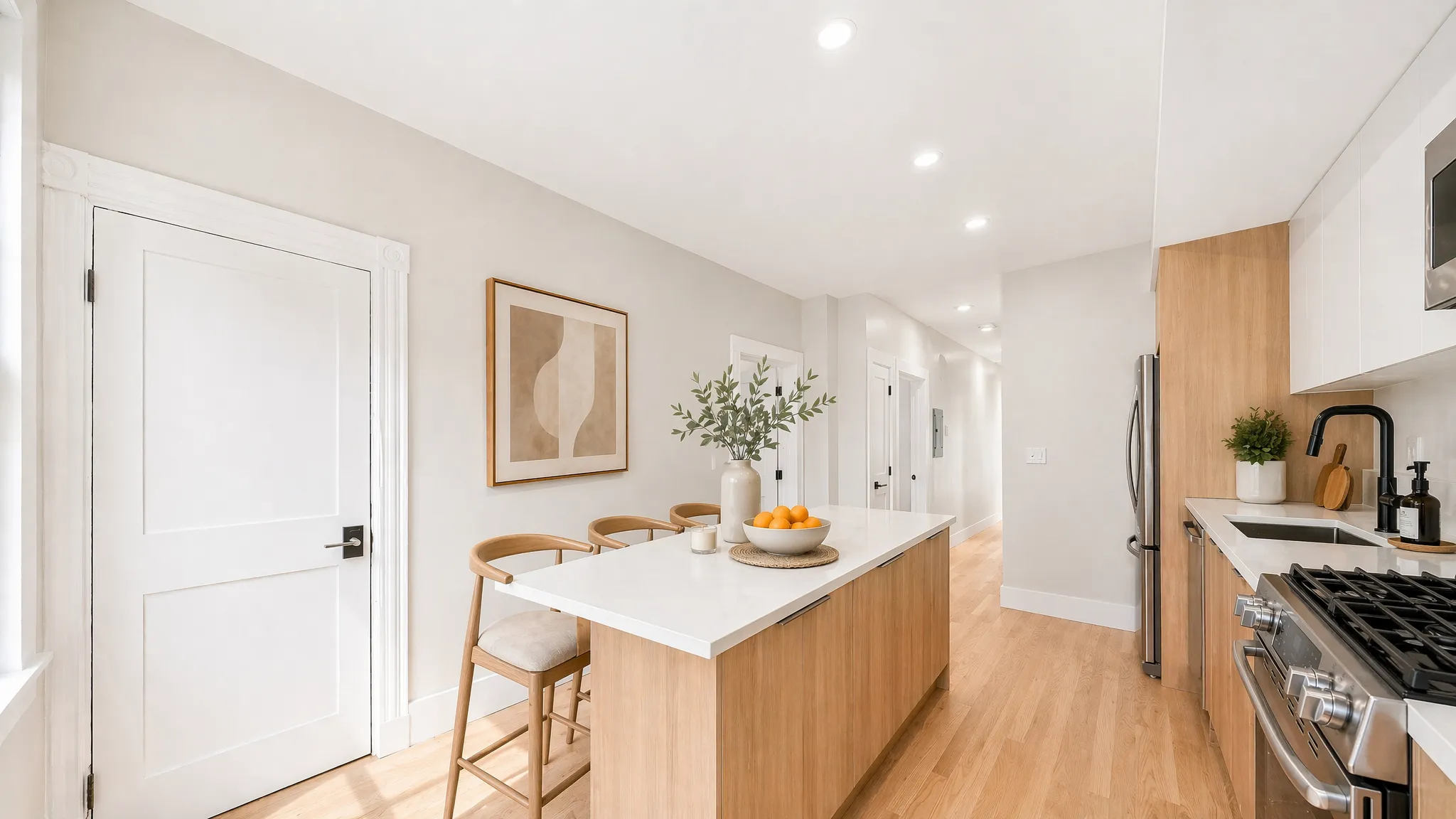 4 bed, 2 bath apartment for rent at 18 Creighton St Unit 3, Jamaica Plain — photo 2 of 14