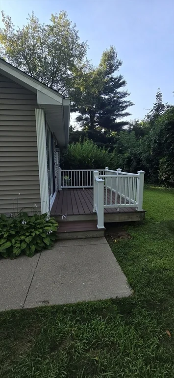2 bed, 1 bath apartment for rent at 18 Crescent Ave Unit 1, West Brookfield — photo 4 of 7